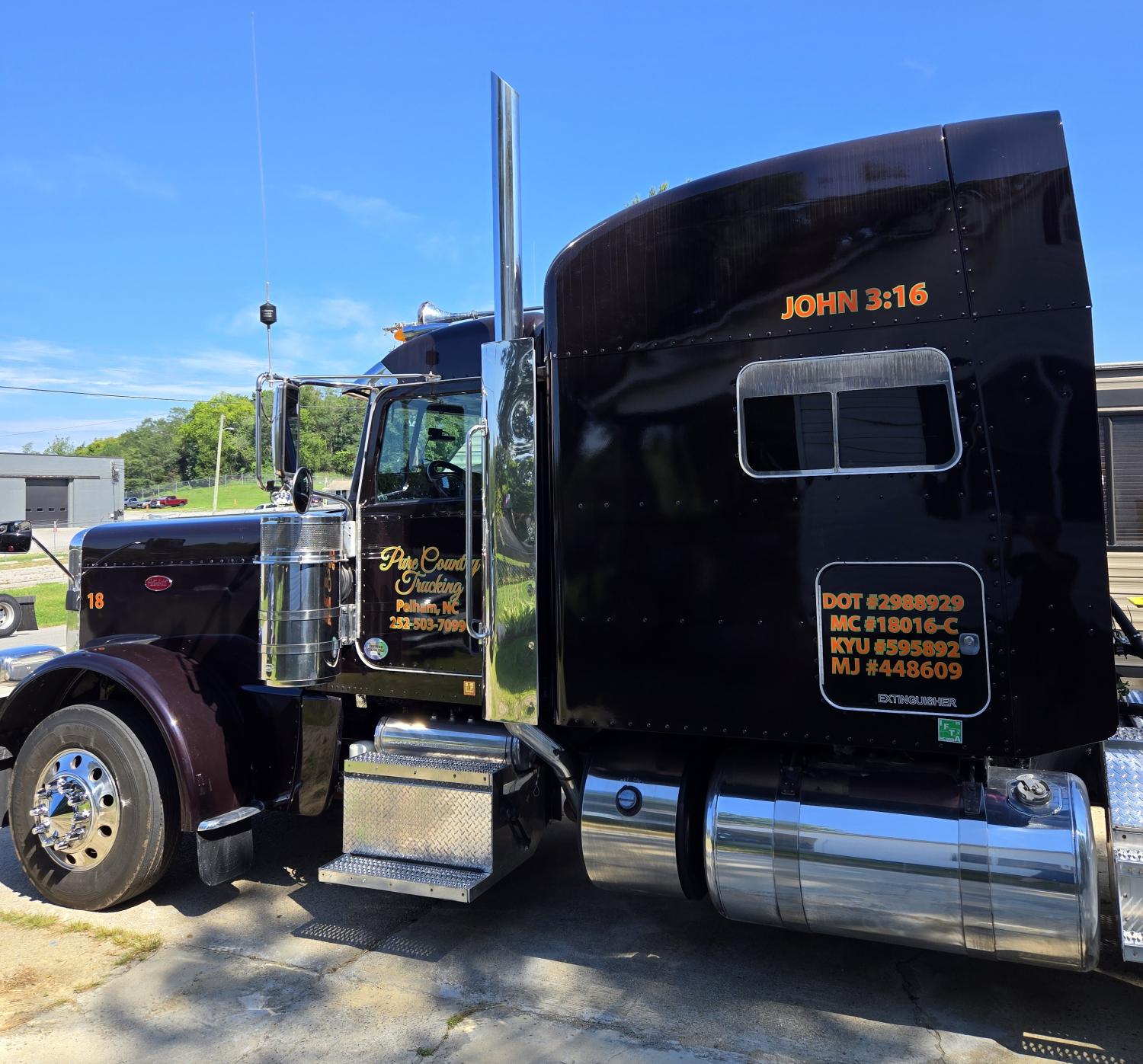 Commercial-over-sized-Semis-.2