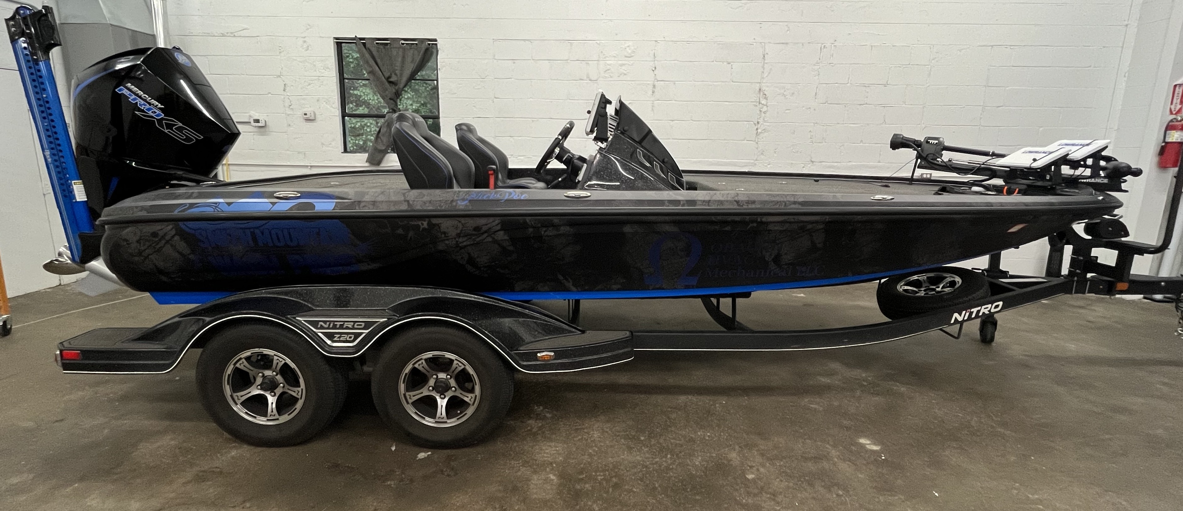 SoVA-Vinyl-Pros-custom-wraps-Boats
