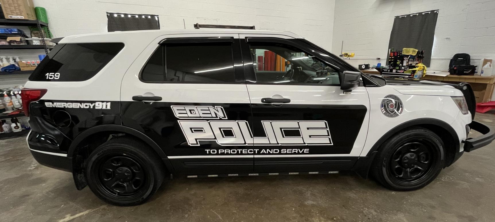 SoVA-Vinyl-Pros-custom-wraps-SUV-2