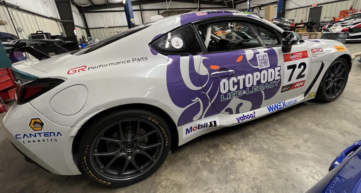 SoVA-Vinyl-Pros-custom-wraps-Race-Car-6