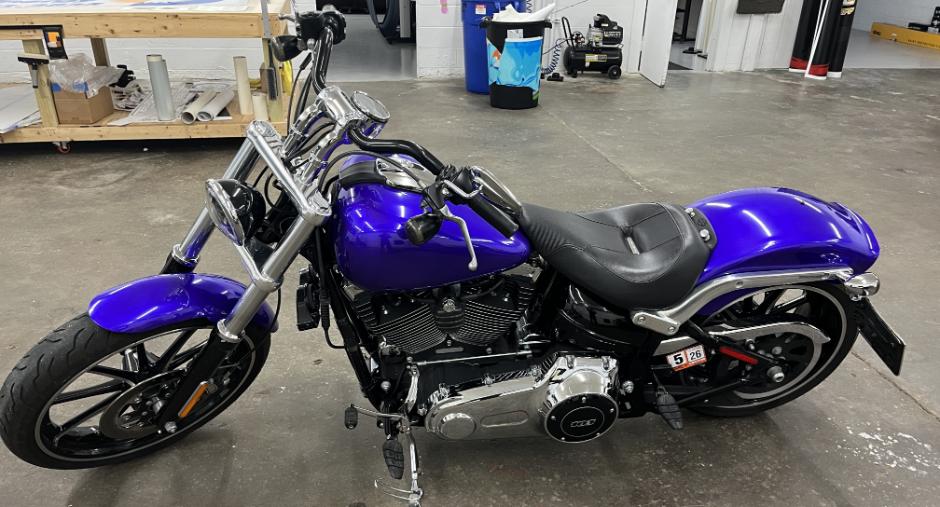 SoVA-Vinyl-Pros-custom-wraps-Motorcycles-1