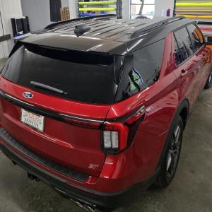 SoVA-Vinyl-Pros-custom-wraps-SUV-2